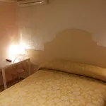 阿迪亚提克酒店 2* 威尼斯