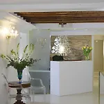 Ξενοδοχείο Adriatico 2*