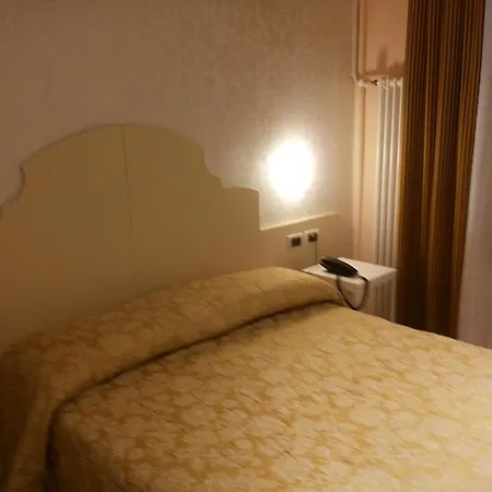 Hotel Adriatico 2*