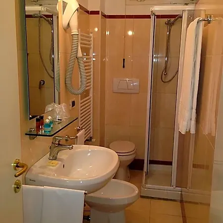 Adriatico 2* البندقية