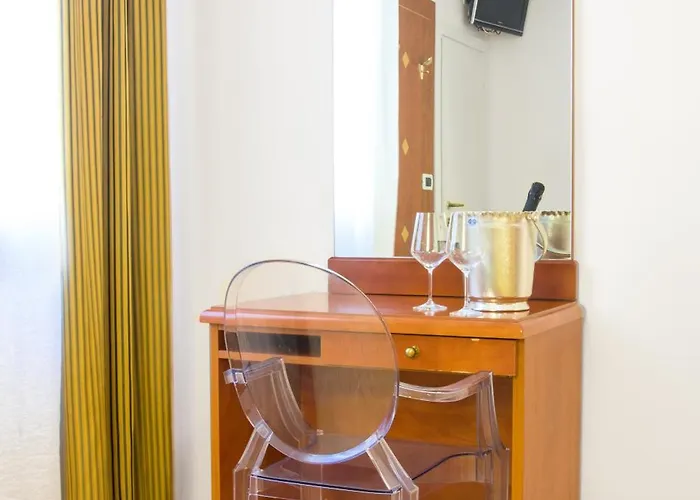 Adriatico Hotel 2*