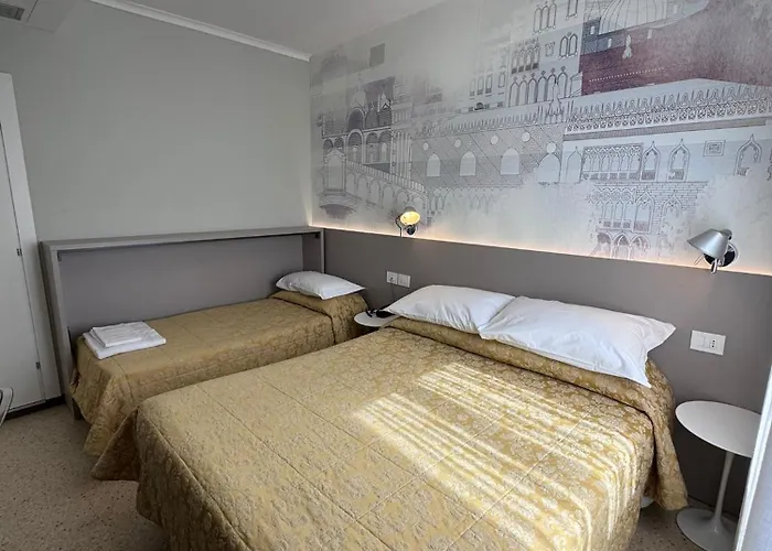 Adriatico Hotel 2*